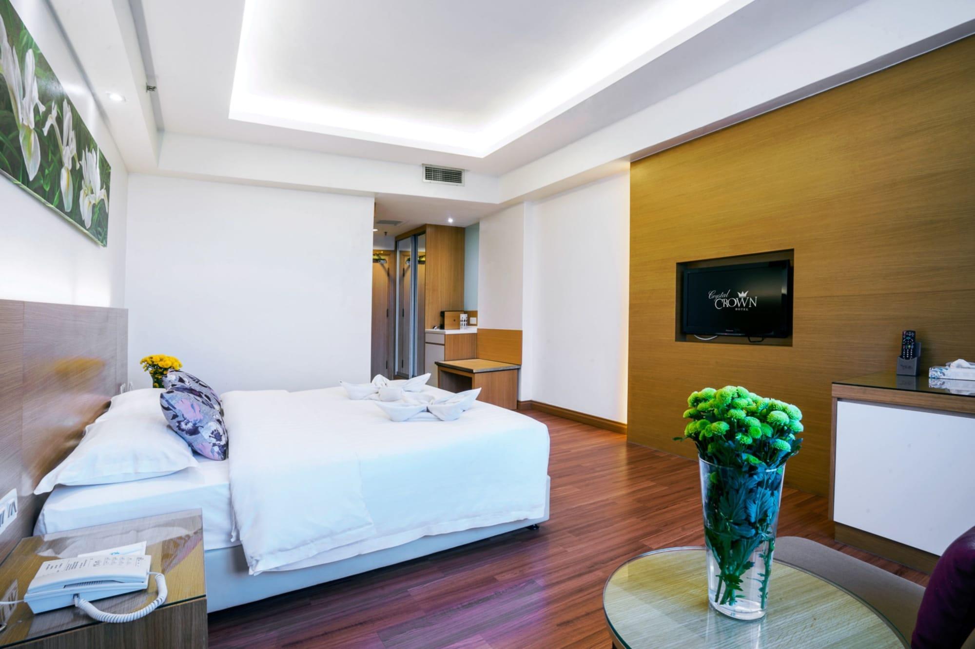 Crystal Crown Hotel Petaling Jaya Buitenkant foto